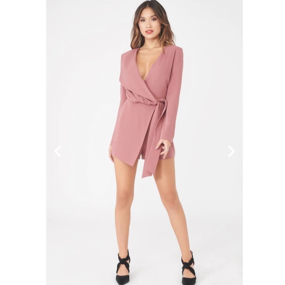 Gorgeous playsuit in Mink Lavish Alice